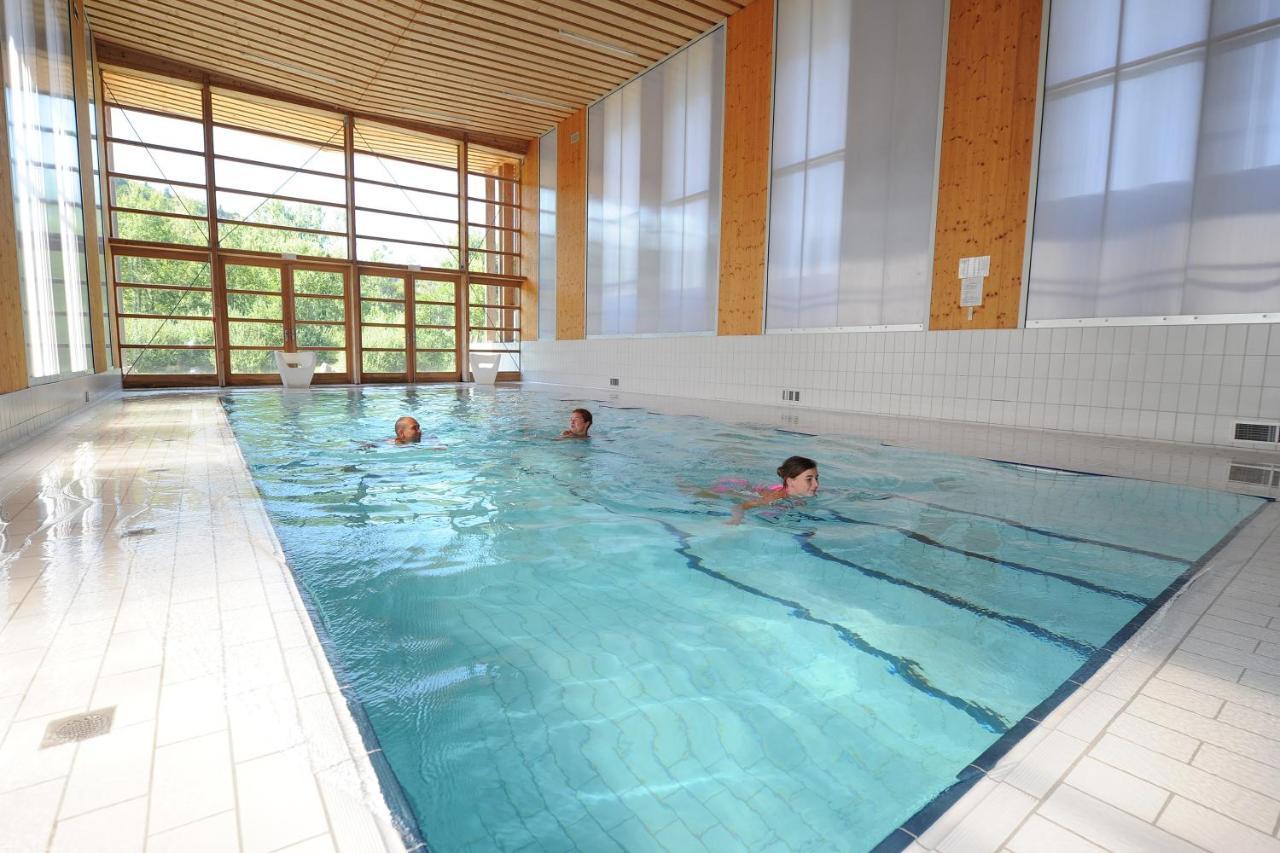 Vila Camping Des Lacs*** Celles-sur-Plaine Exteriér fotografie