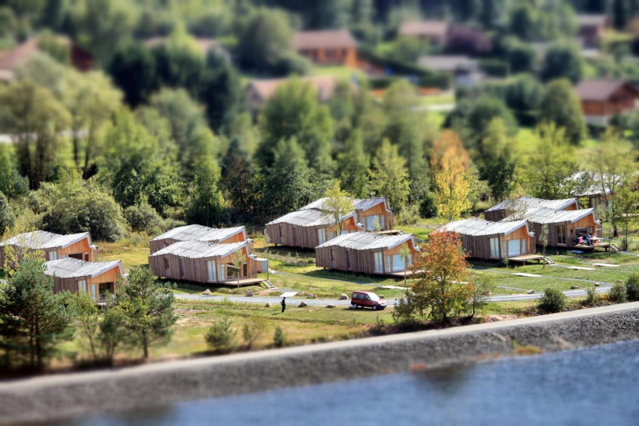 Vila Camping Des Lacs*** Celles-sur-Plaine Exteriér fotografie